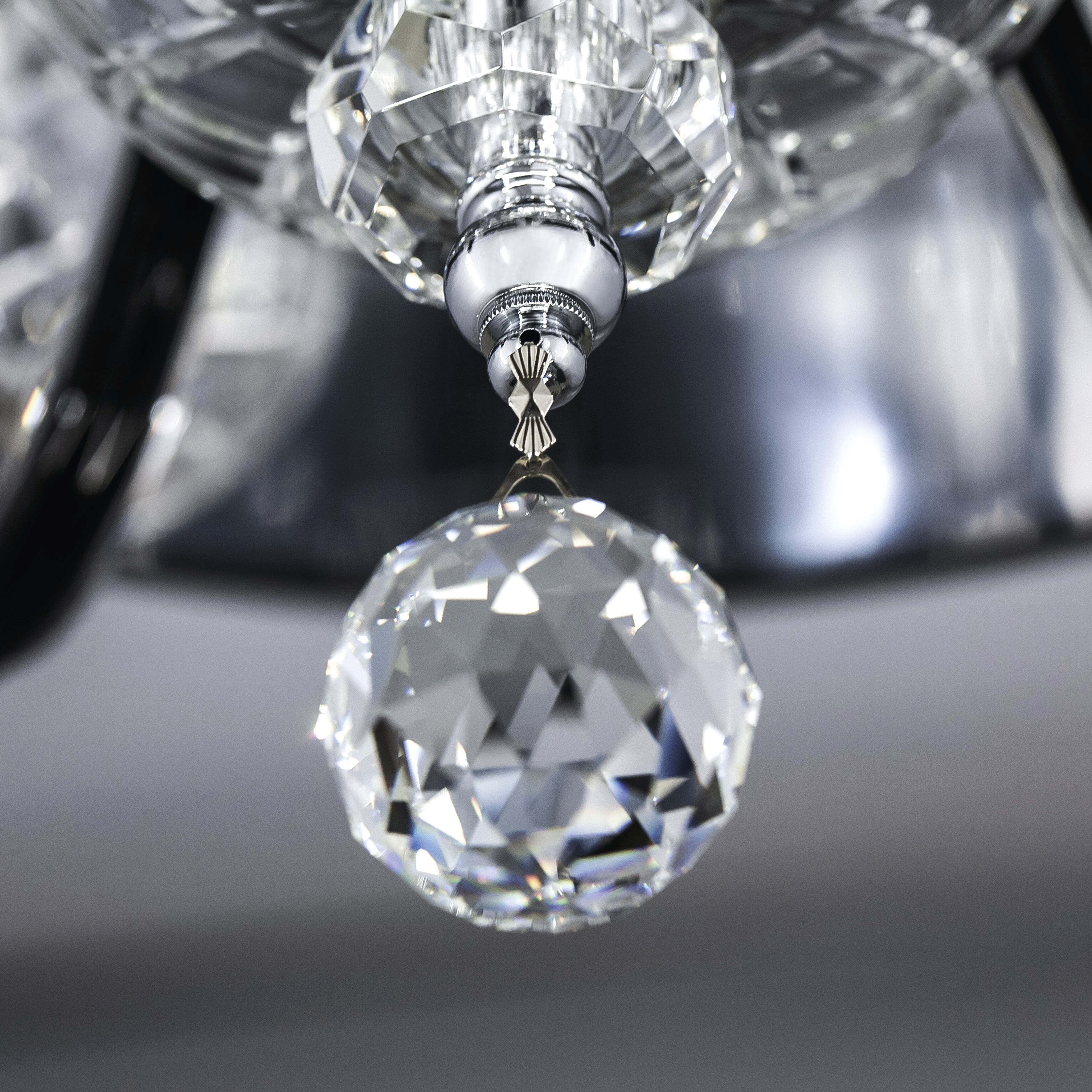 104 SP 5 chrome black pvc black chrome shade macro3 Olympia GrandoLuce