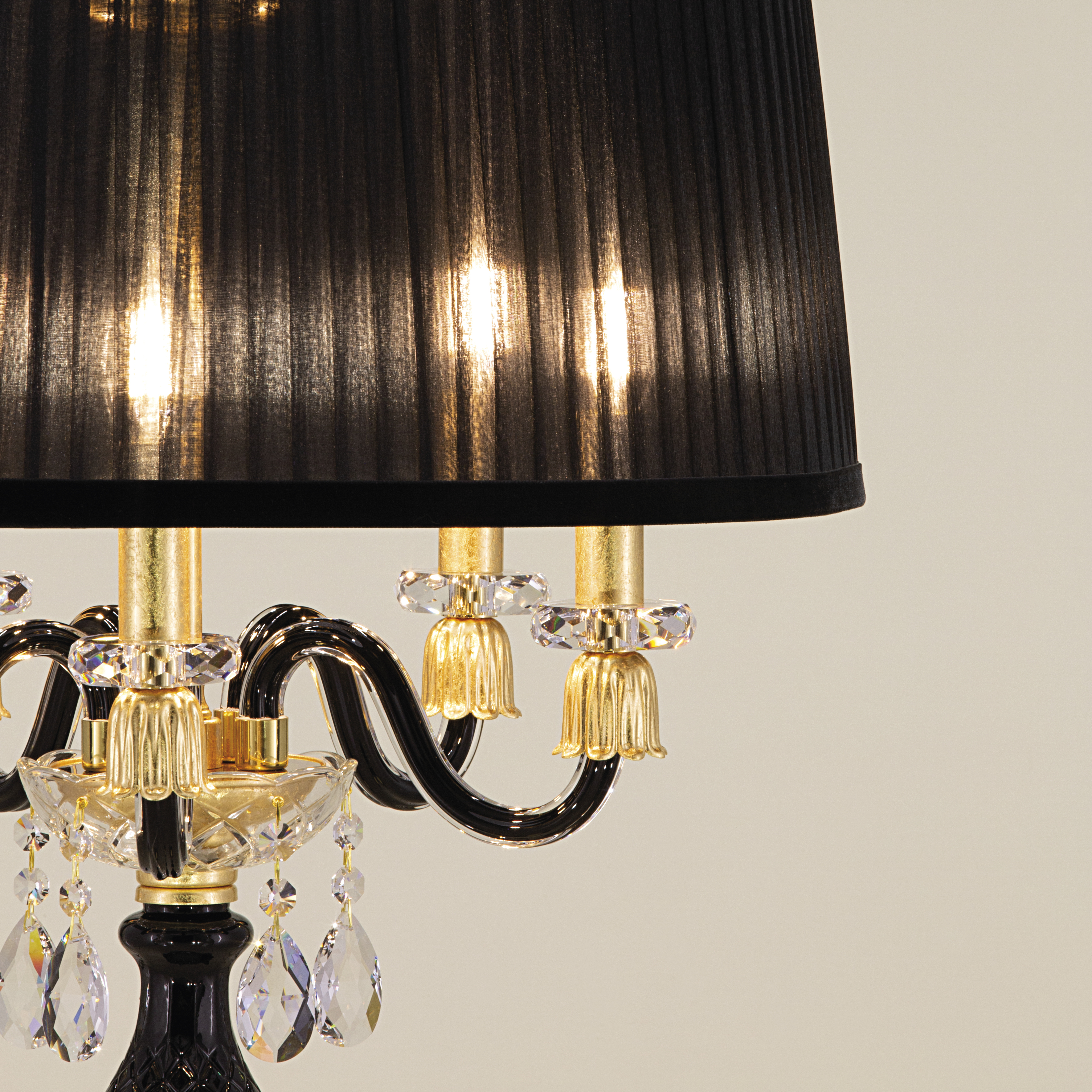 105 FL 5 gold leaf black organdy black shade macro1 Mirsini GrandoLuce