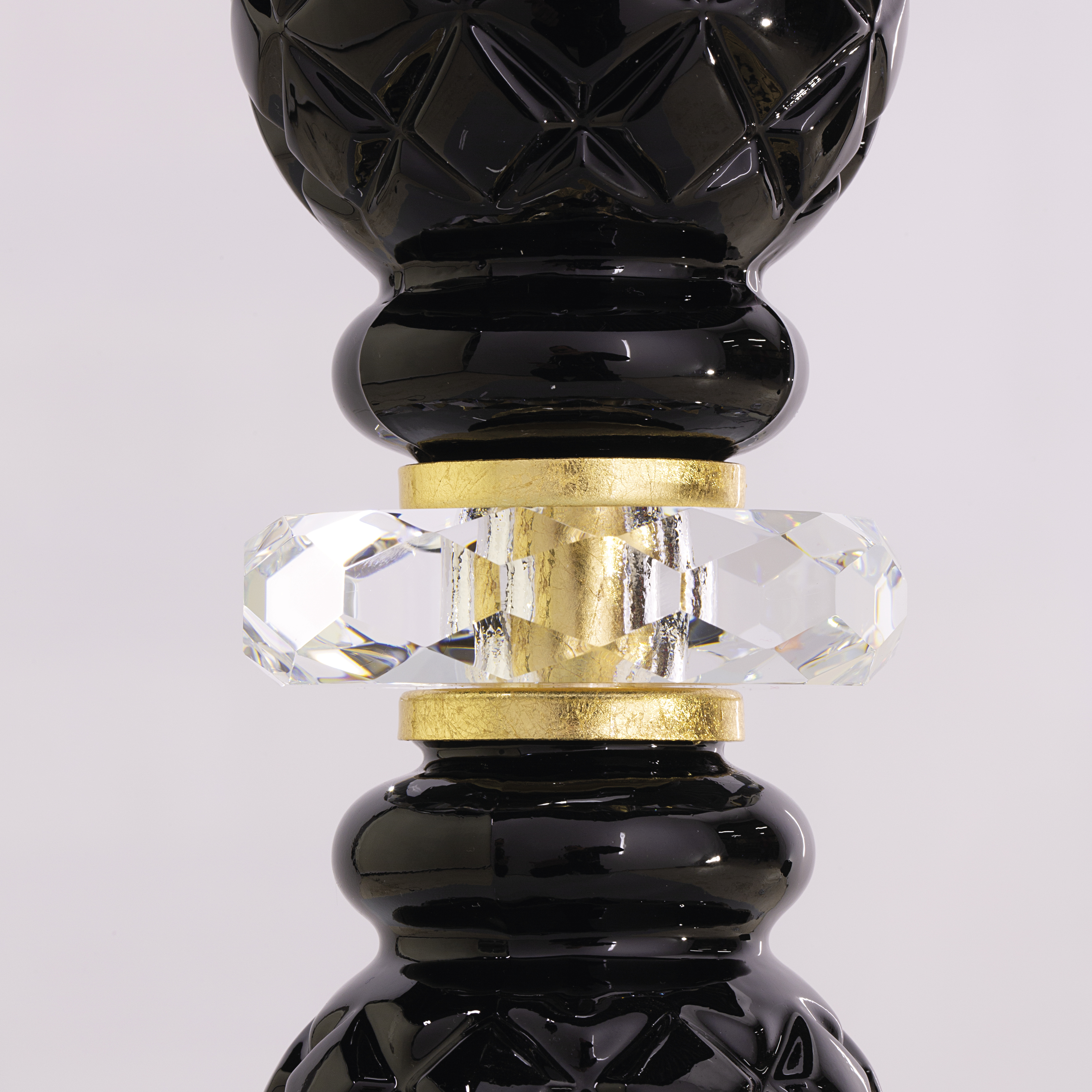 105_LM_gold_leaf_black_organdy_black_shade_macro1_Mirsini_GrandoLuce 105 LM gold leaf black organdy black shade macro1 Mirsini GrandoLuce