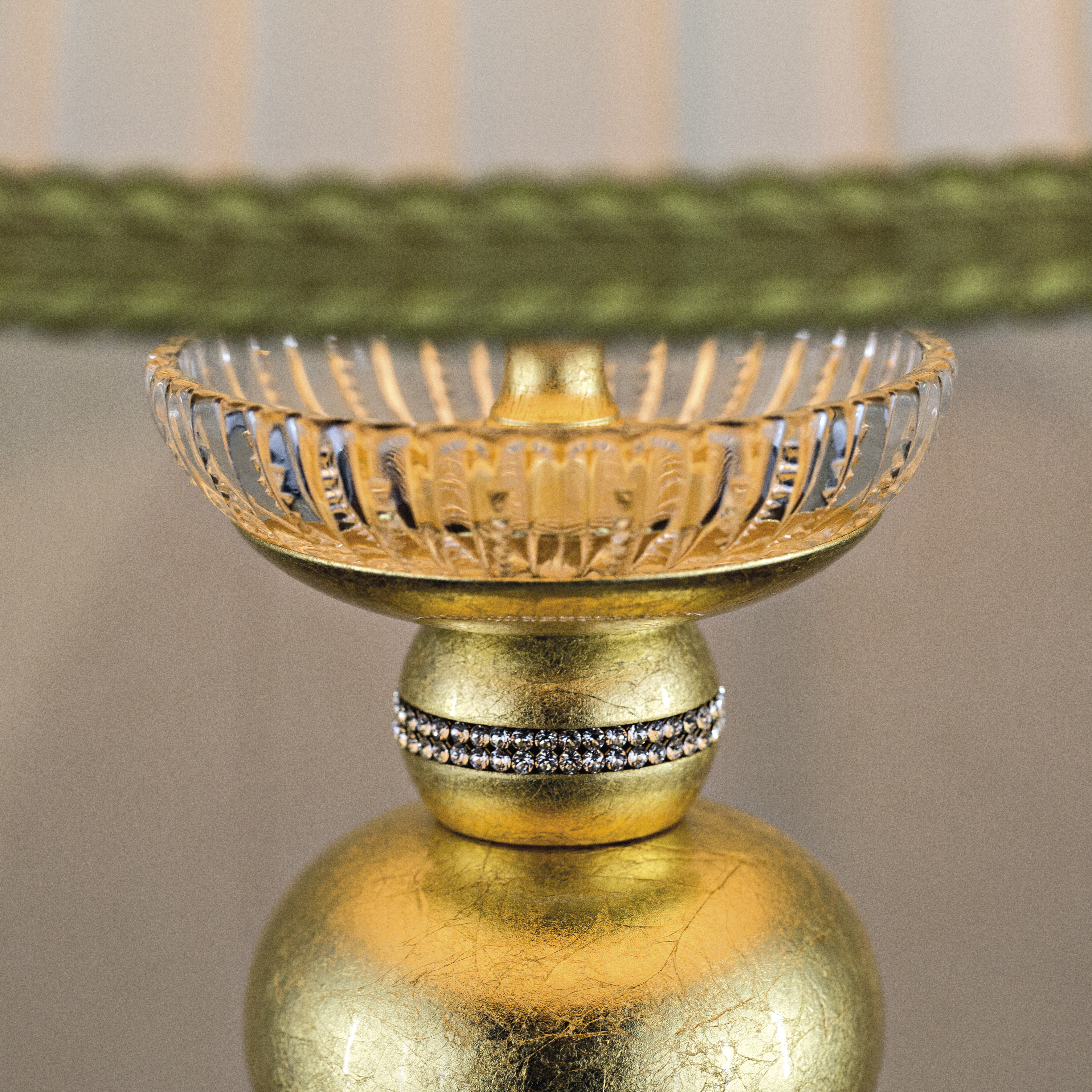 108 LM gold leaf crystal fabric beige shade macro3 square Juliana GrandoLuce