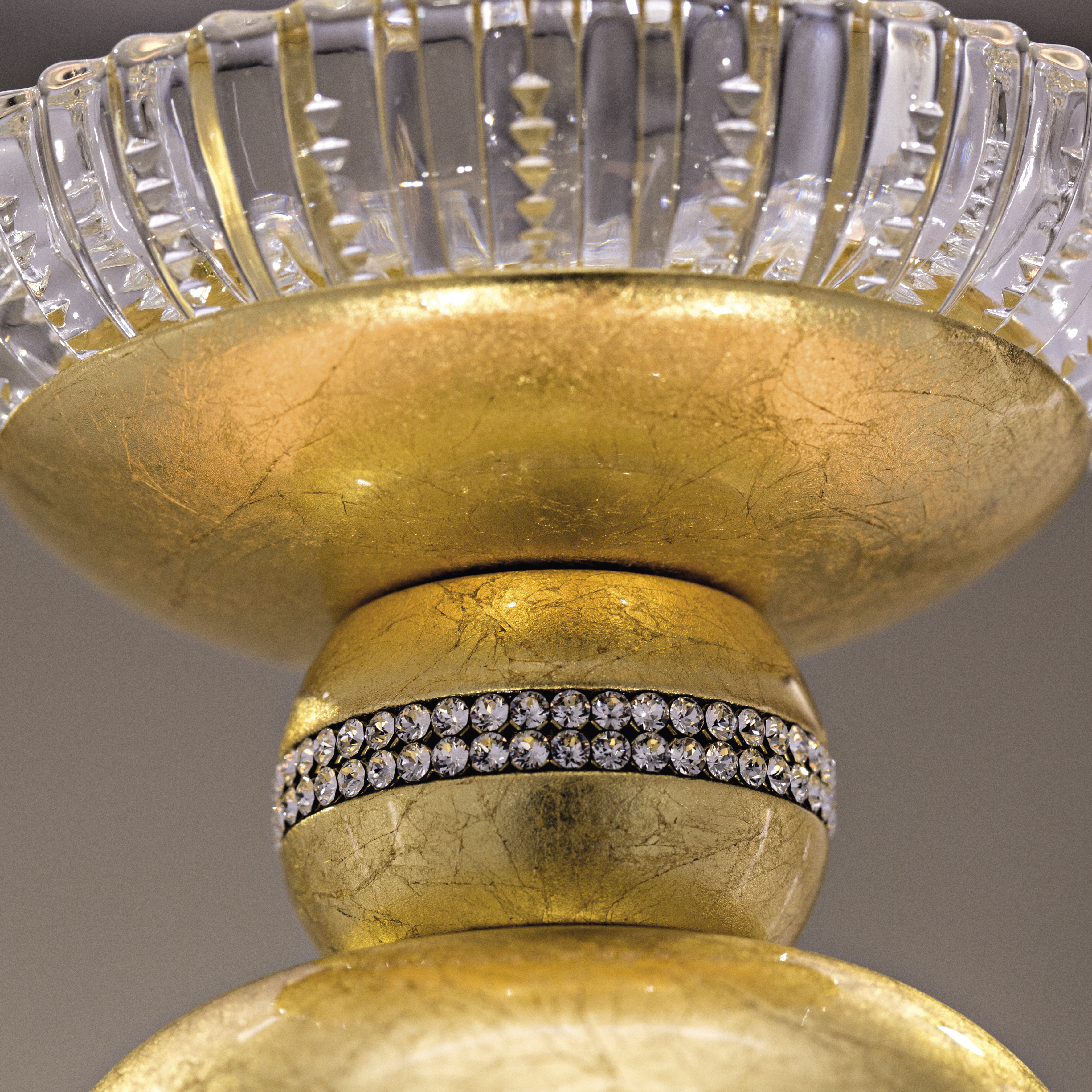 108 SG 6 gold leaf crystal fabric beige shade macro1 square Juliana GrandoLuce