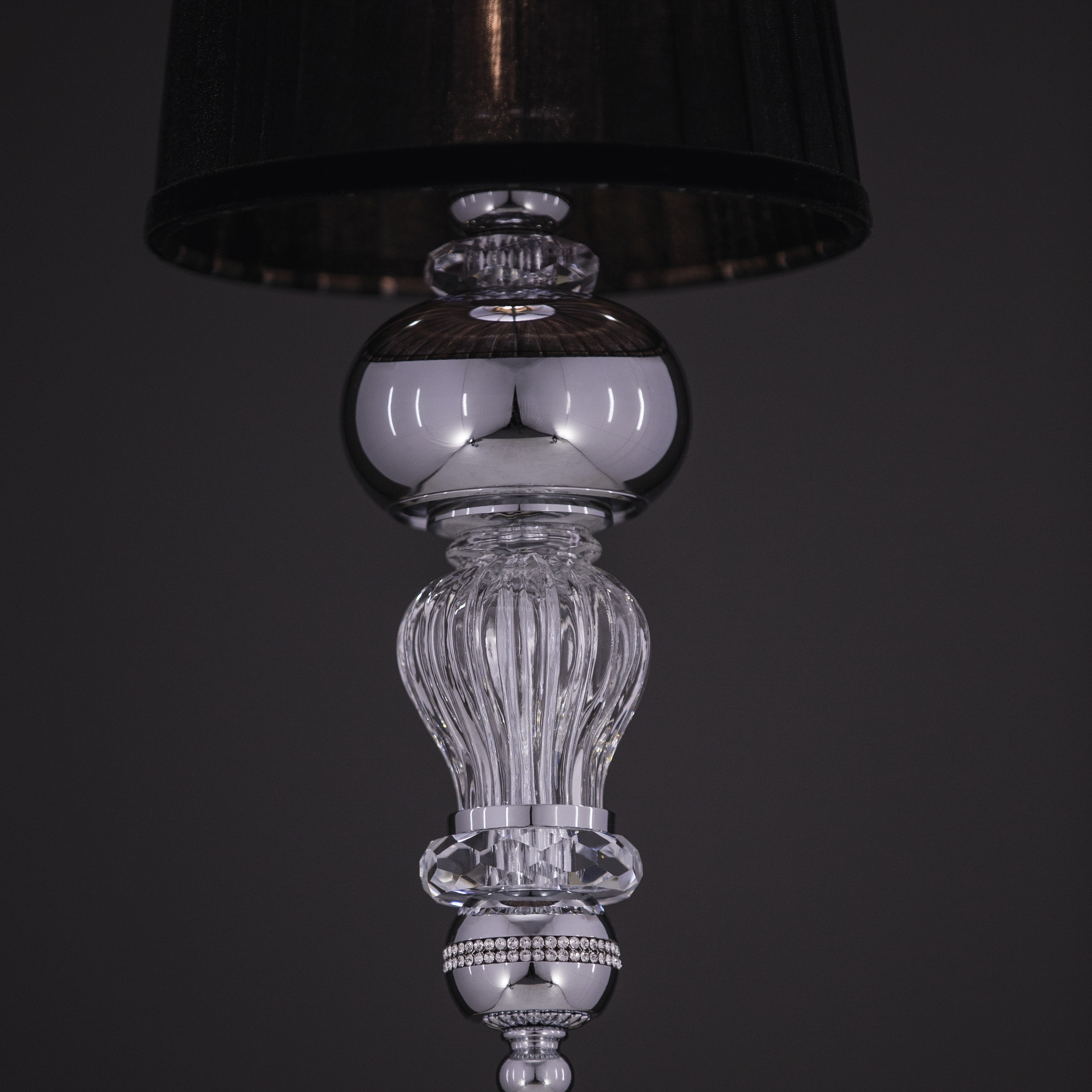 108 S 1 chrome crystal organdy black shade macro1 square Juliana GrandoLuce