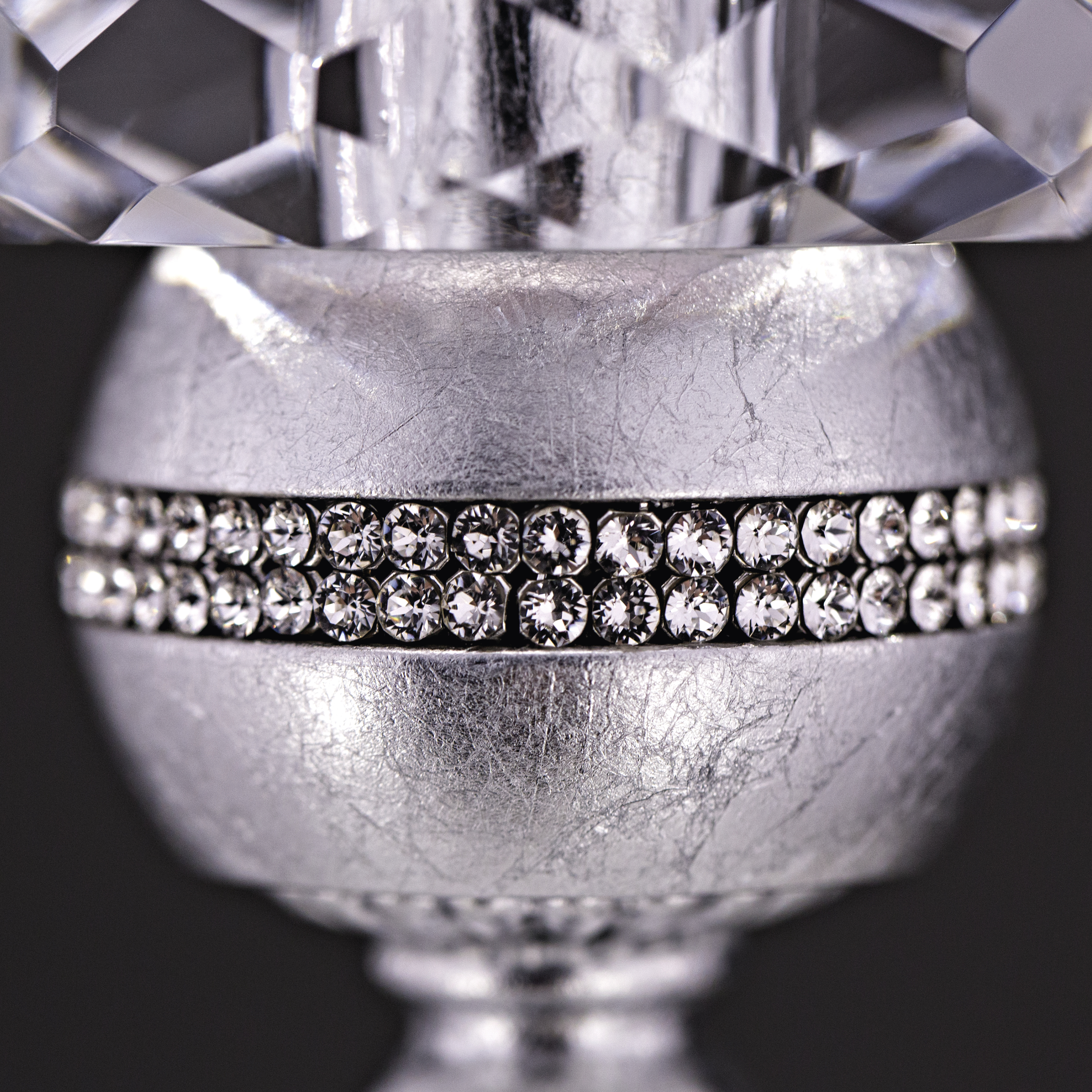 108 S 1 silver leaf crystal organdy brown shade macro1 square Juliana GrandoLuce