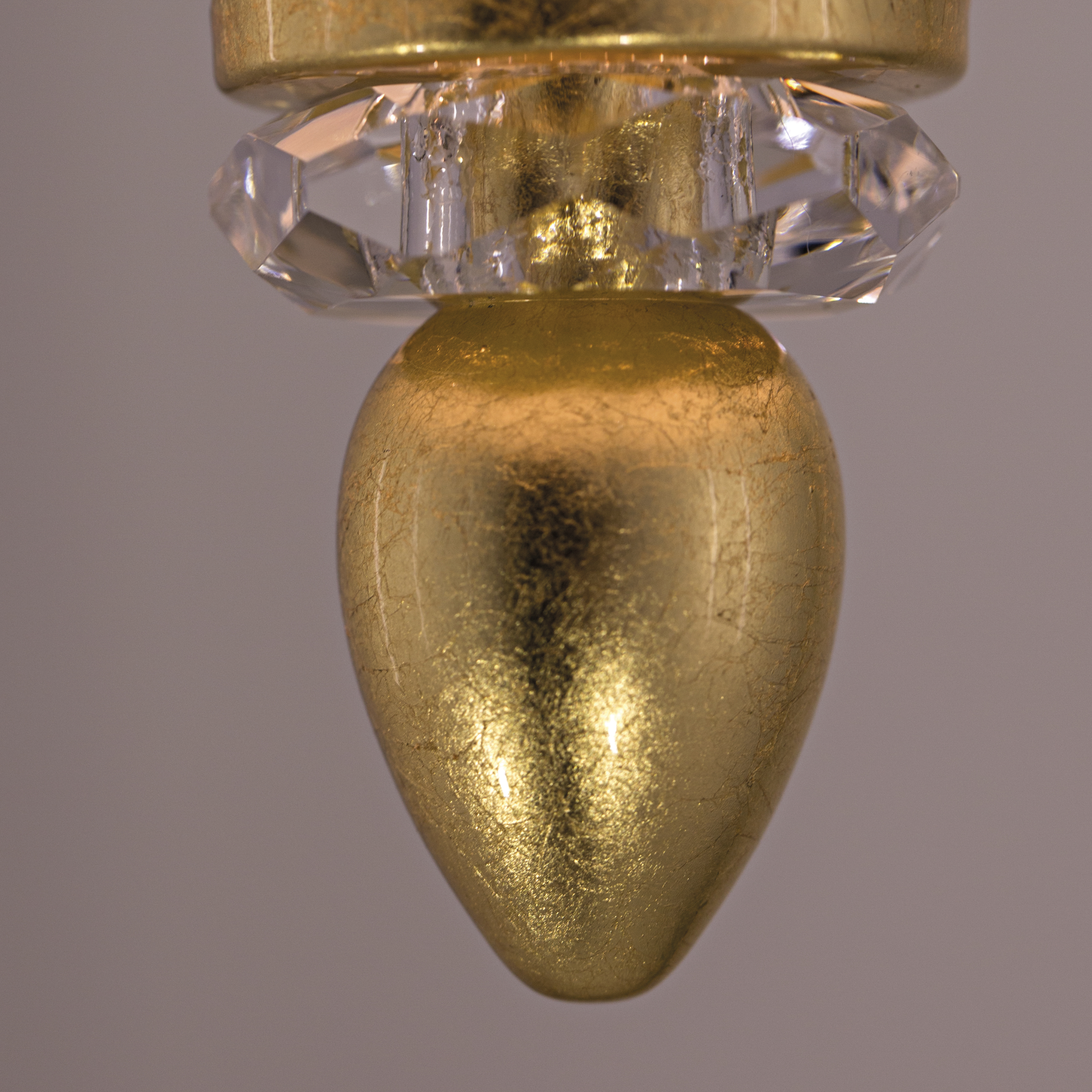 109 SM gold leaf crystal fabric ivory shade macro3 square Dafne GrandoLuce