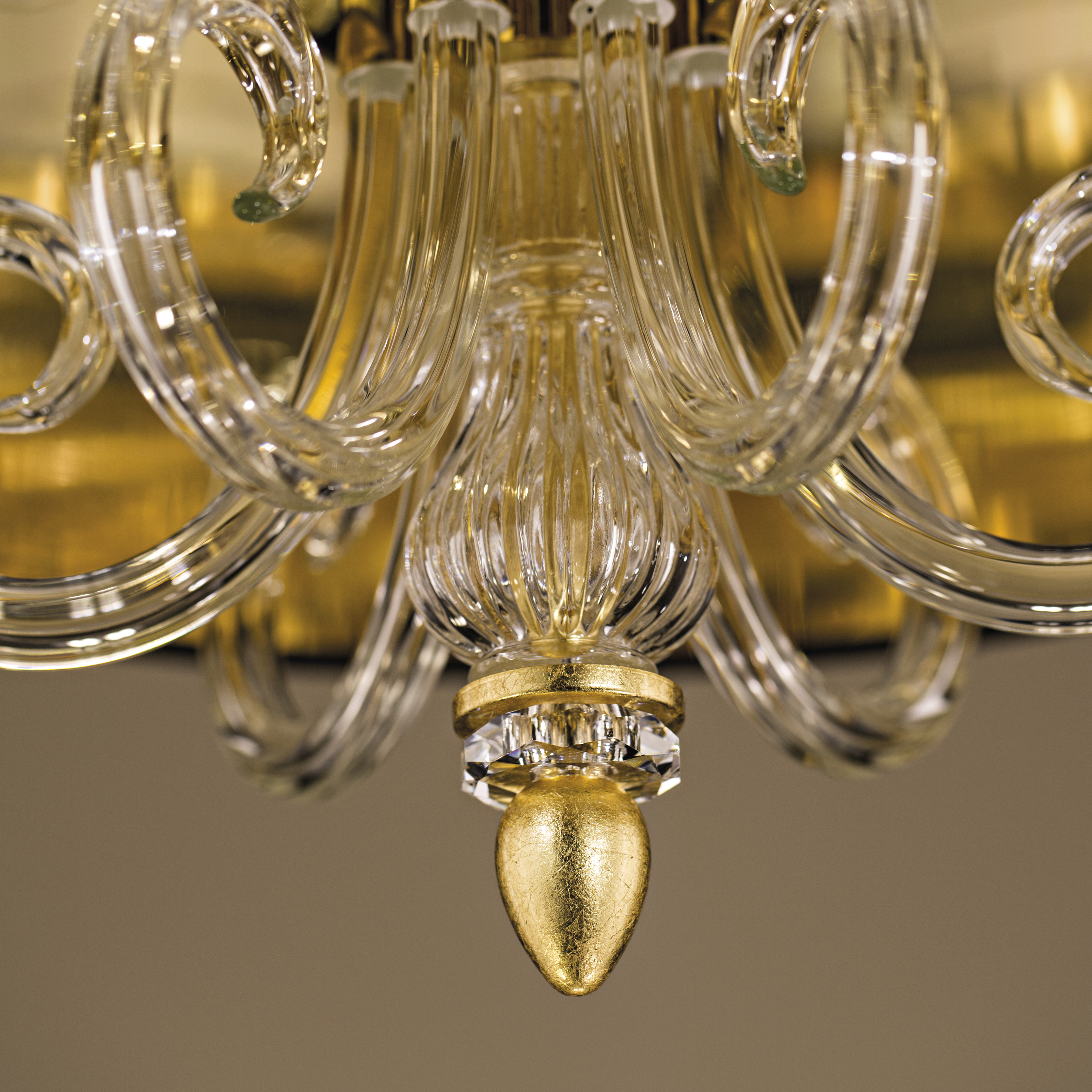 109 SM gold leaf crystal pvc black gold shade macro2 square Dafne GrandoLuce 1