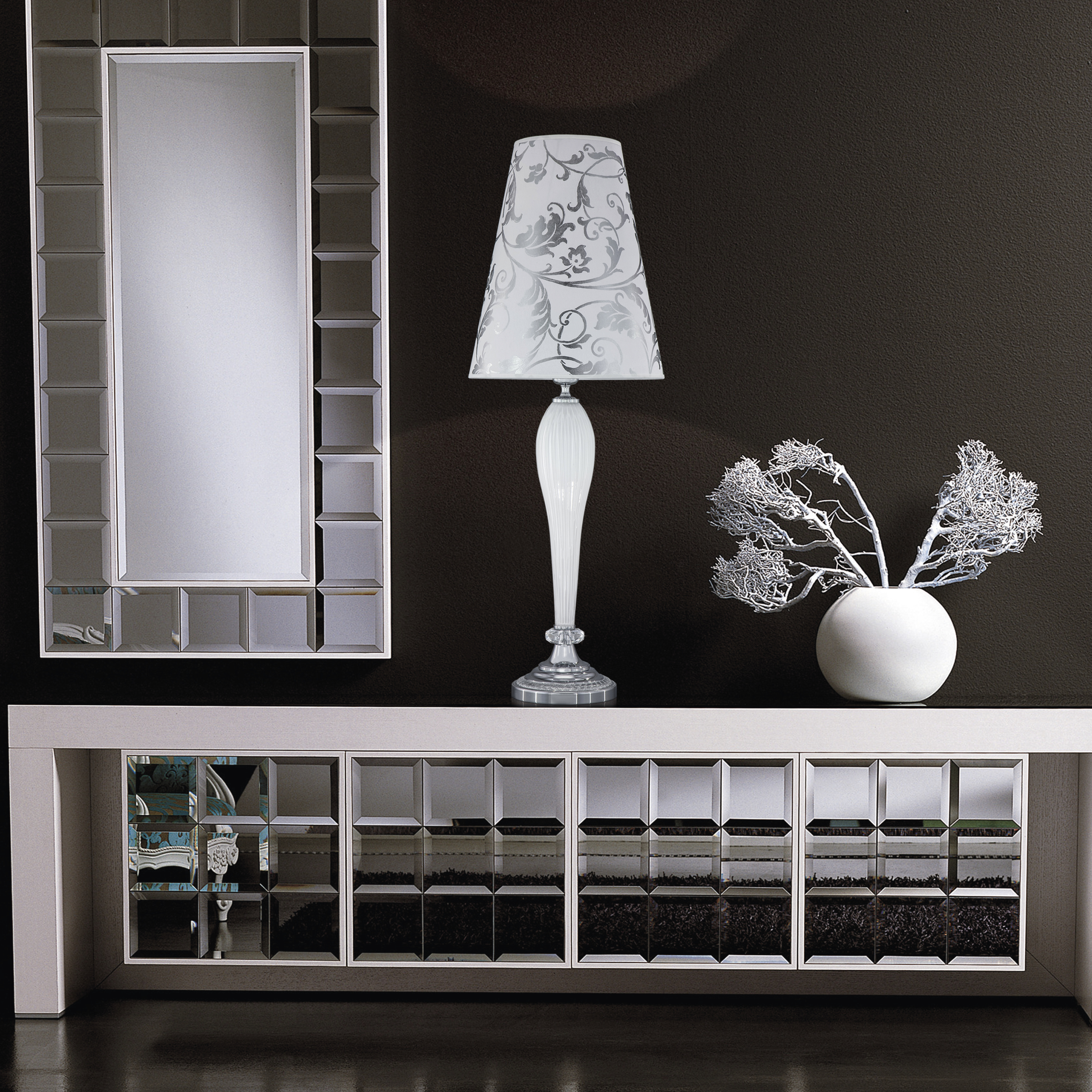 112 LG chrome white pvc silver leaf white shade view1 Leonie GrandoLuce