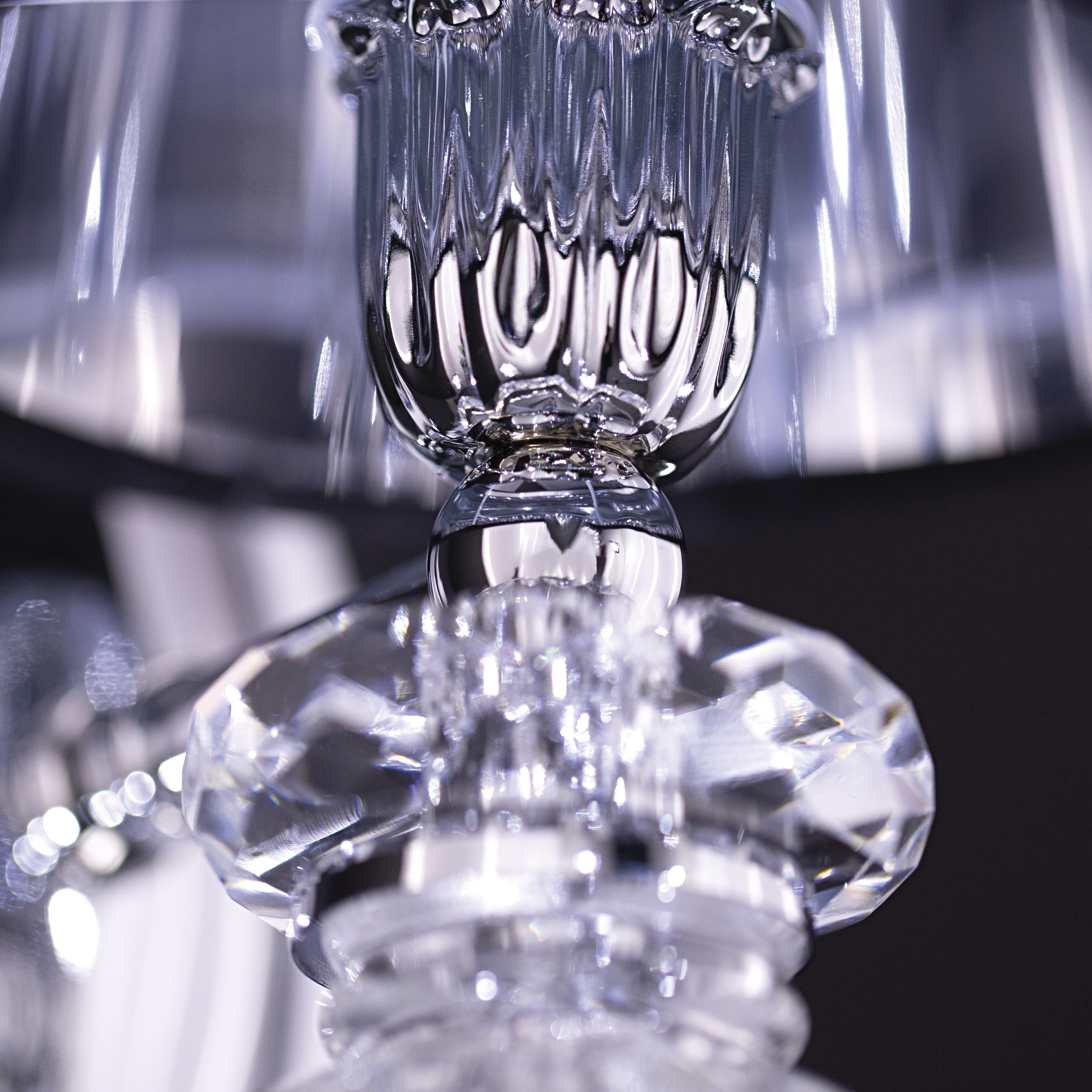 114 AP 1 chrome crystal pvc black chrome shade macro1 Reina GrandoLuce