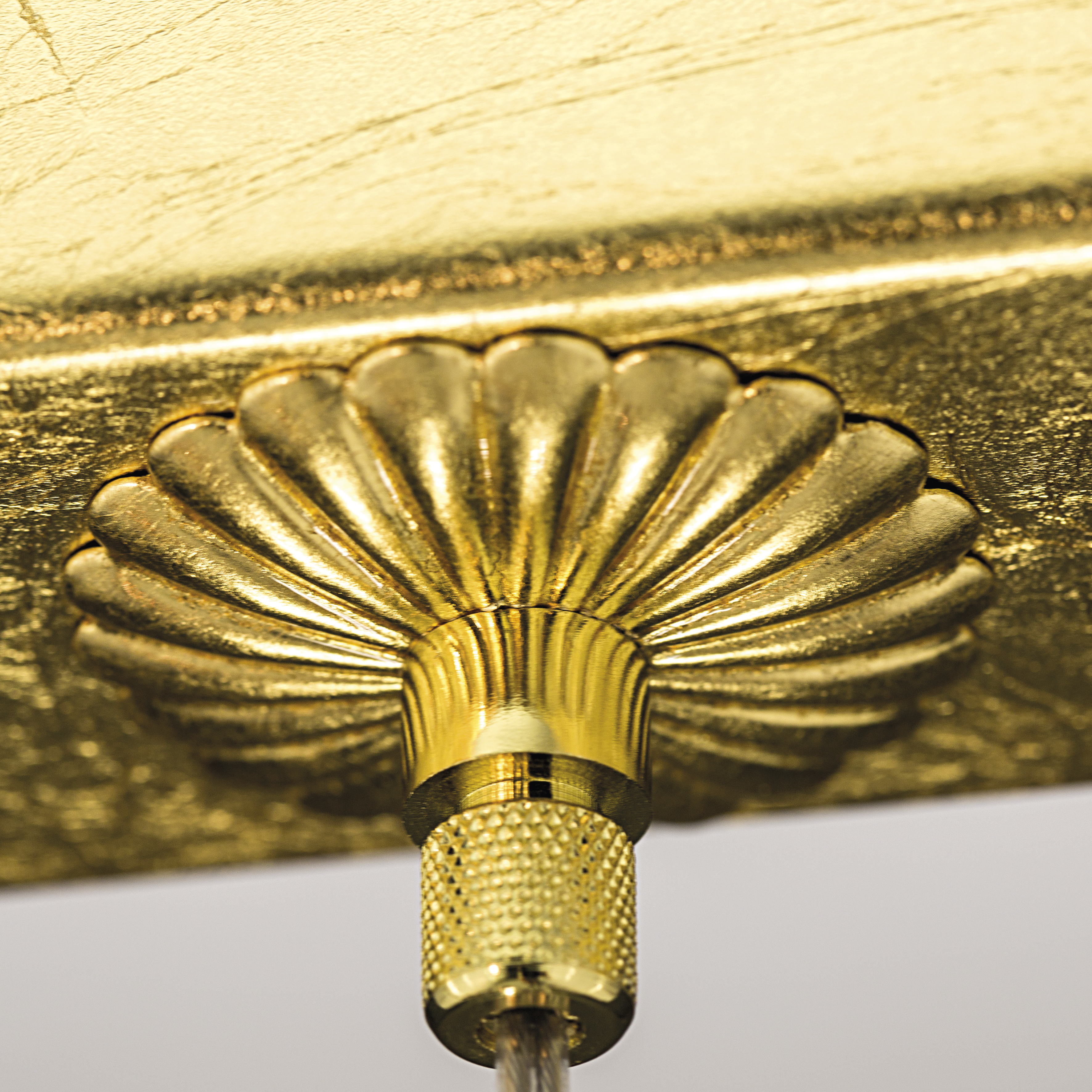 114 RL 5 gold leaf crystal organdy brown shade macro1 Reina GrandoLuce